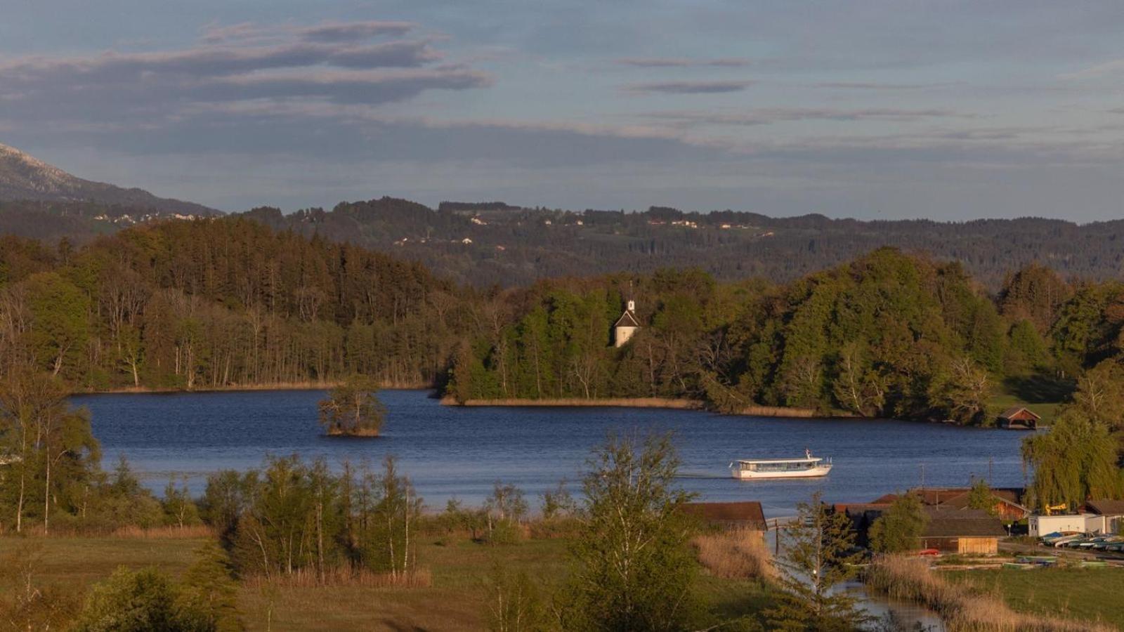 Ferienwohnungen Schwarzer in Seehausen am Staffelsee Exterior foto